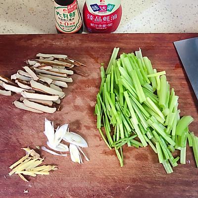 豆腐干怎么炒才好吃，韭菜豆腐干怎么炒才好吃（比饭店做的好吃百倍）