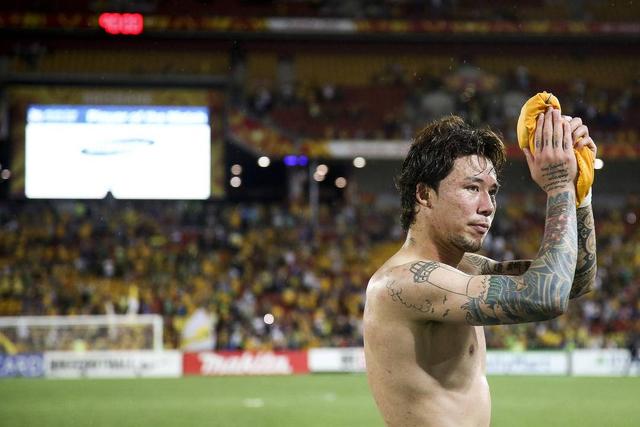 贝克汉姆中文纹身，贝克汉姆中文纹身含义（媒体人：有争议但也是一种鞭策）