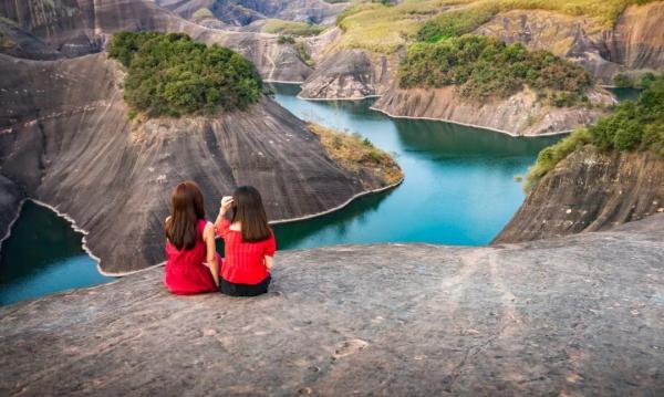 寥寥数语的意思，寥寥数语的意思怎么写（背后都是一种善良）