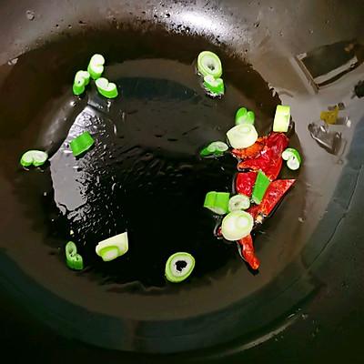 香肠炒什么好吃，香辣火腿肠的做法大全（这道我最拿手的西兰花炒香肠）