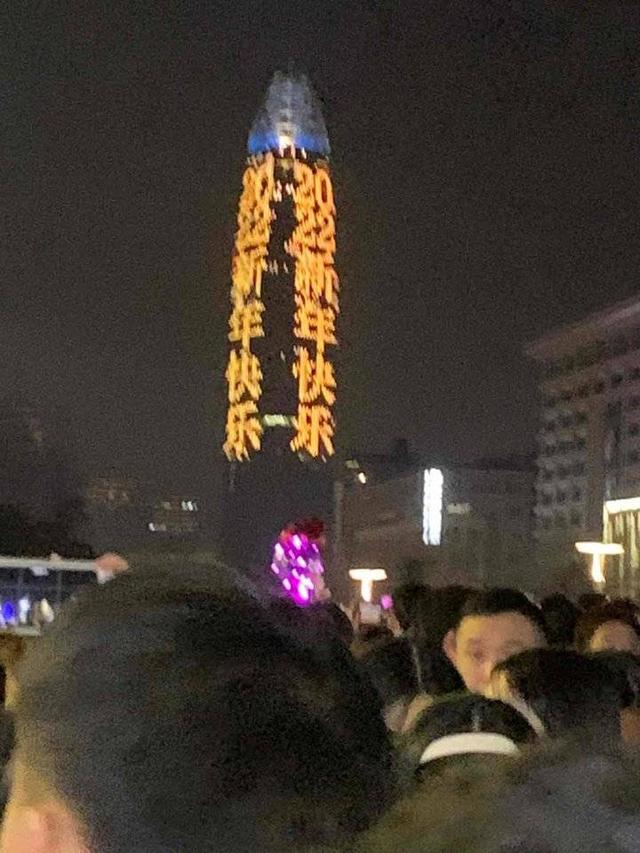 严春芳书写齐鲁大地，郑州严春芳（严春芳的诗）