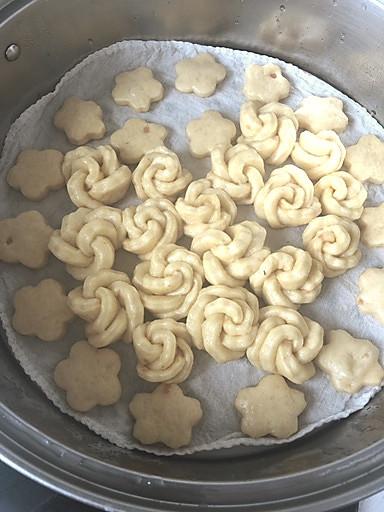 蒸胡萝卜要蒸多久，胡萝卜要蒸多久才熟（宝宝辅食——胡萝卜汁小馒头）