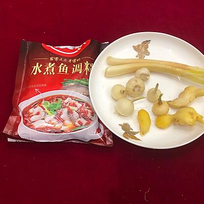 浇汁鱼的汁怎么调，浇汁鱼怎么做（最好吃的调料包做水煮鱼做法）