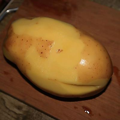 怎么炒洋芋，红烧洋芋最简单的做法（百吃不厌的减配炒土豆片）