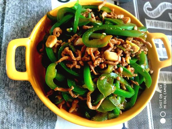 青椒肉絲怎麼炒才好吃,炒肉絲怎麼炒嫩(吃一次就唸念不忘的青椒炒肉絲