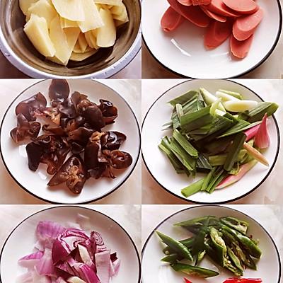 怎么做炒土豆片，土豆片怎么炒好吃家常做法（#东古家味美食#家常干锅土豆片）