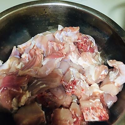 红烧兔子肉，红烧兔肉的做法 最正宗的做法（#东古家味美食#红烧兔子肉）