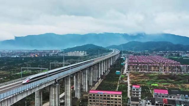 天姥山风景名胜区，新昌天姥山一日游攻略（“唐诗之路”，明日开通！）