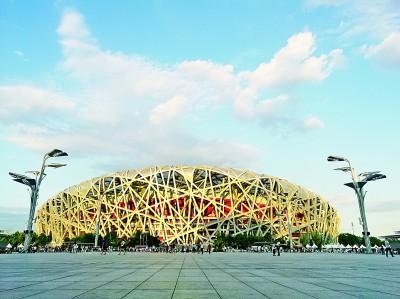 北京南站到鸟巢怎么走，北京南站距离鸟巢有多远（北京中轴线是什么）