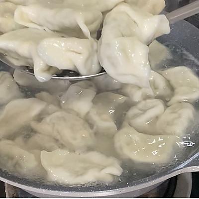 甜玉米蒸多长时间才能熟，甜玉米一般煮多久才熟（#东古家味美食#甜玉米芹菜馅水饺）