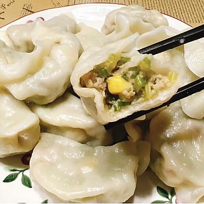 甜玉米蒸多长时间才能熟，甜玉米一般煮多久才熟（#东古家味美食#甜玉米芹菜馅水饺）