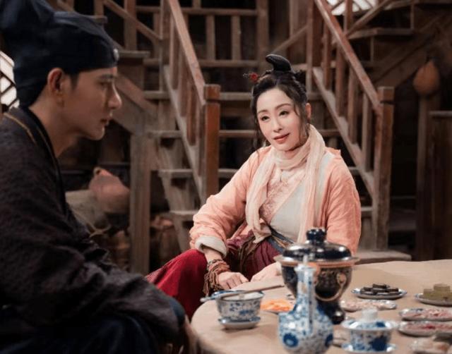 张敏或将复出，张敏现在状况如何（53岁张敏罕见复出拍戏）