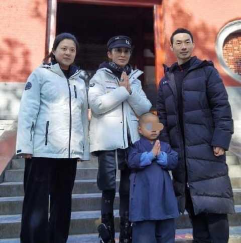 张敏或将复出，张敏现在状况如何（53岁张敏罕见复出拍戏）