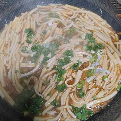 胡辣汤的做法和配方，胡辣汤的做法和配方比例（好做又好吃的胡辣汤）