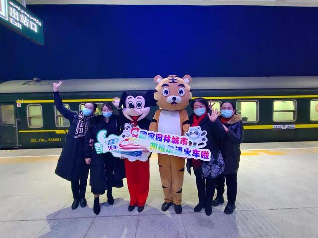 阿拉尔市属于哪个地区，阿拉尔市属于哪个地区归阿克苏管吗