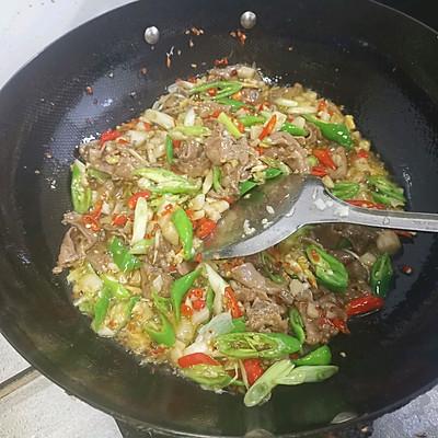 牛舌头怎么做好吃，牛舌头（李孃孃爱厨房之一一鲜椒牛舌）