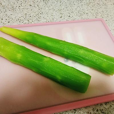 螺肉怎么做好吃，田螺肉怎么炒好吃入味的做法视频（几分钟搞定家常版葱油螺片）