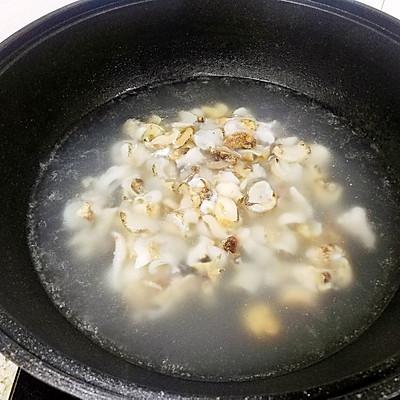 螺肉怎么做好吃，田螺肉怎么炒好吃入味的做法视频（几分钟搞定家常版葱油螺片）