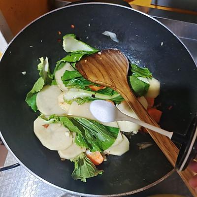 烩菜的家常做法，素烩菜的家常做法大全（大烩菜～做了这个我连吃了三碗米饭）