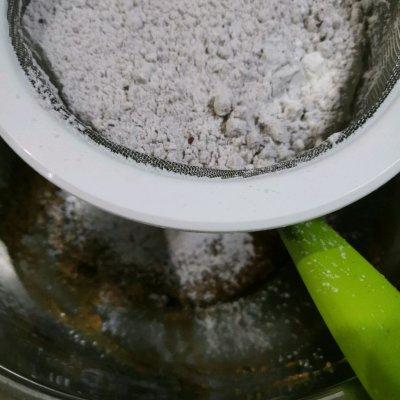 棉花糖巧克力的做法，巧克力包裹棉花糖的做法图片（少油能拉丝的巧克力棉花糖软曲奇）