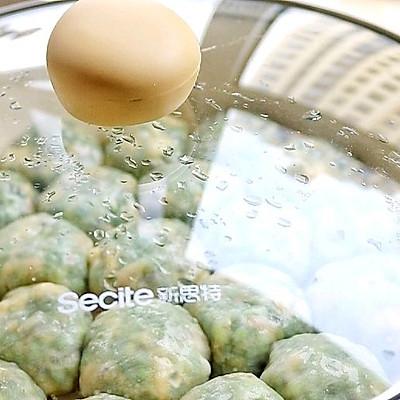 素馅水煎包做法图解，素馅水煎包煎多长时间（#东古家味美食#素馅小煎包）