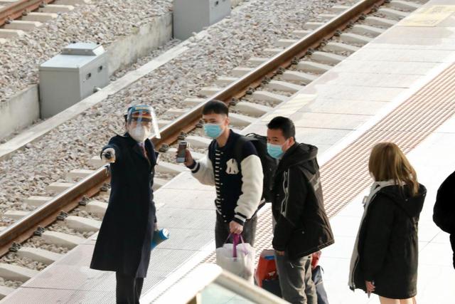 从长沙到南昌经过什么江，长沙至江西南昌有多远（新华全媒+丨“老区”到“特区”）