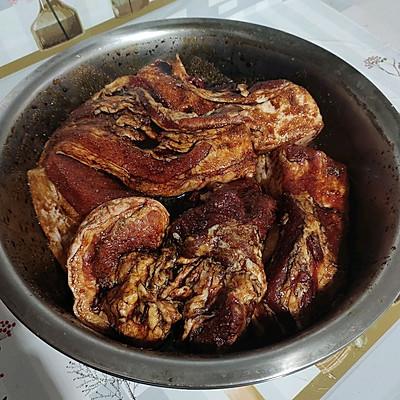 酱腊肉正宗的做法，明天要上班，今天吃大餐酱腊肉
