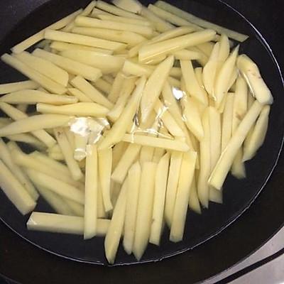 烤箱可以烤薯条吗，烤箱都可以做什么食物（寒冷与温暖之间只差一碗烤箱版薯条非油炸）