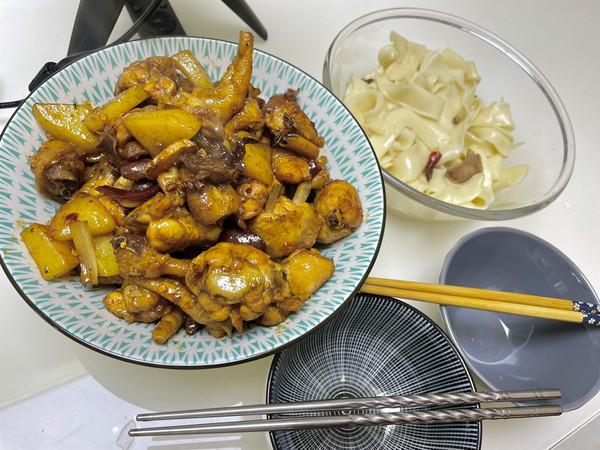 炒鸡怎么做好吃，炒鸡的正确做法和技巧（第一次做最好吃的炒鸡就一致好评）