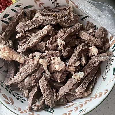 牛柳的做法，牛柳炒青椒做法（学会这道冷吃牛肉）