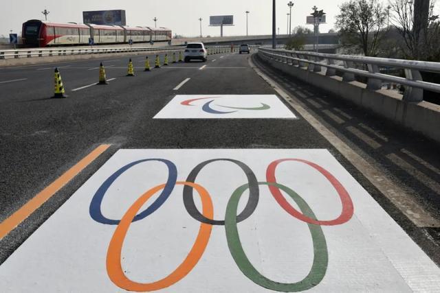 公交专用车道可以走吗，公交专用车道可以走吗长沙（奥林匹克专用车道已启用）