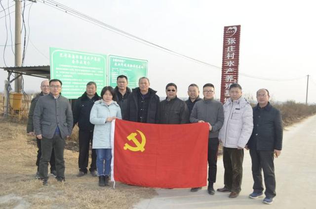 女人梦见很多活螃蟹，女人梦见很多活螃蟹在床上（为海蟹“千里搬家”找路子）