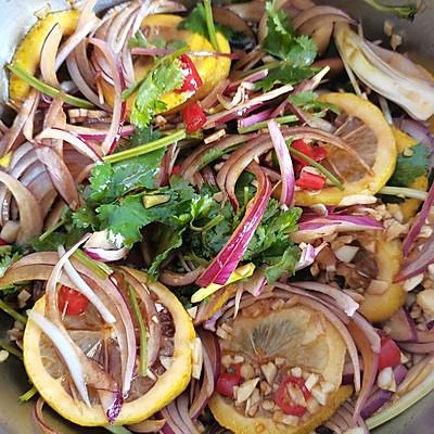 柠檬鸡的做法，柠檬鸡的做法视频（柠檬鸡手）