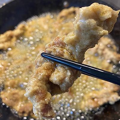 炸肉的做法，炸肉的做法 最正宗的做法（小年夜—炸酥肉一上桌）