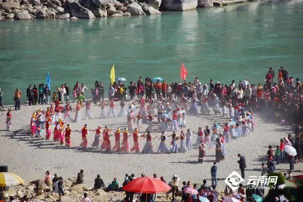 云南春节习俗，云南地区春节期间有什么风俗（全是干货丨云南16州市景区优惠暨文旅活动速看→）