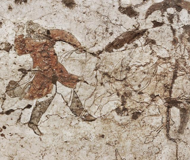 《楚汉传奇》：刘邦败逃为何丢下两个孩子，王陵公园里面的餐厅叫什么（秦始皇帝陵园外城东门的城门毁坏与火有关）