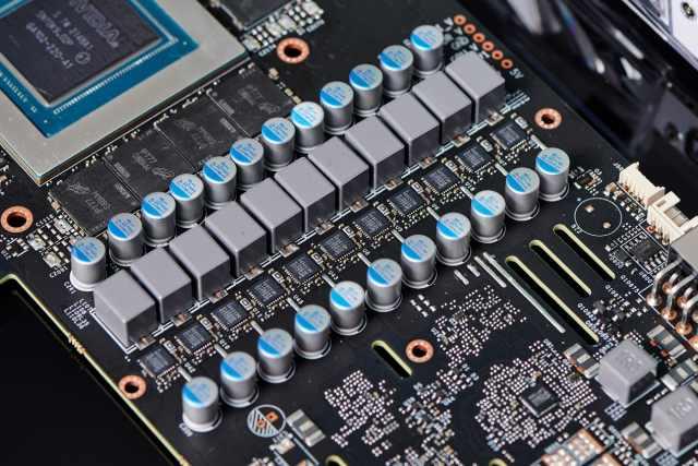 显卡温度多少是正常的，显卡80度到85正常吗（性能直指Ti世代）