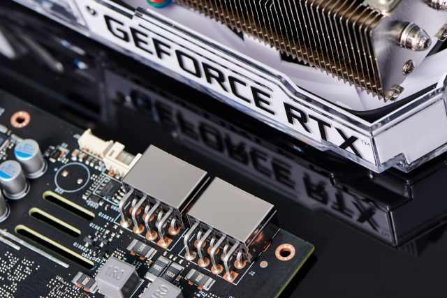 显卡温度多少是正常的，显卡80度到85正常吗（性能直指Ti世代）