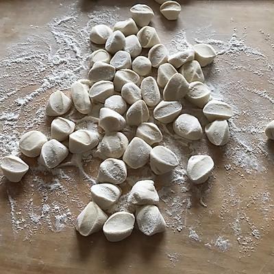 莲藕饺子馅的做法，莲藕饺子馅怎么做好吃（吃一次想十次的下饭菜莲藕肉馅水饺）