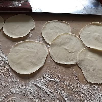 莲藕饺子馅的做法，莲藕饺子馅怎么做好吃（吃一次想十次的下饭菜莲藕肉馅水饺）