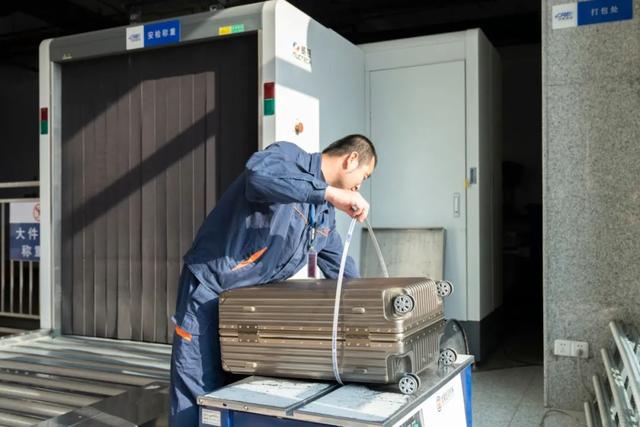 高铁托运怎么办理流程，高铁托运怎么办理流程视频（坐火车，行李超限了怎么办）