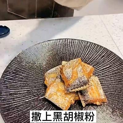 带鱼怎么做最好吃，红烧带鱼怎么做最好吃（零技巧的香煎带鱼）