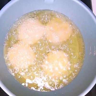 炸番薯的做法，炸番薯的做法大全窍门（带着年味儿的炸红薯饼来啦）