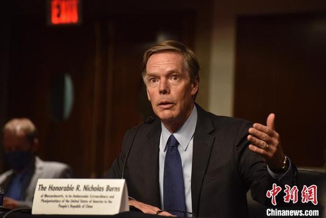 拜登简历英文中文，拜登简历（美国新任驻华大使，为什么是他）