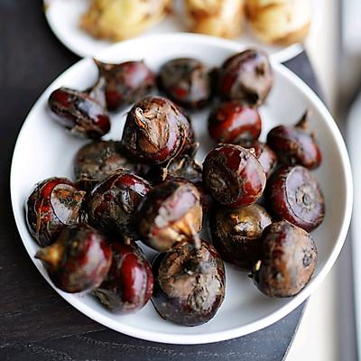 荸荠怎么做好吃，荸荠怎么吃好吃（都在这道荸荠炒木耳里）