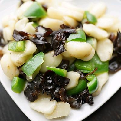 荸荠怎么做好吃，荸荠怎么吃好吃（都在这道荸荠炒木耳里）