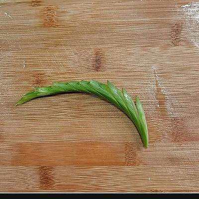 鸡汁芥兰如何做，芥兰和鸡肉能搭配吗（#奈特兰芝士粉挑战赛#健康凤尾四鲜）