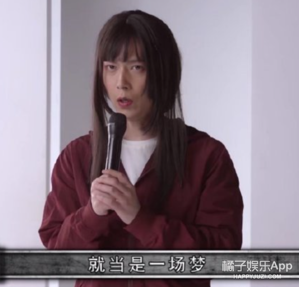 甜妹田曦薇，微信头像，甜妹田曦薇（迪丽热巴扛不住齐刘海）