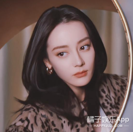 甜妹田曦薇，微信头像，甜妹田曦薇（迪丽热巴扛不住齐刘海）