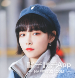 甜妹田曦薇，微信头像，甜妹田曦薇（迪丽热巴扛不住齐刘海）